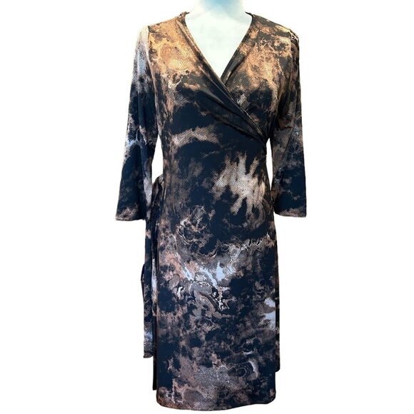 LuLaRoe Women's Medium Wrap Dress 3/4 Sleeve Abstract Pattern - Picture 1 of 7